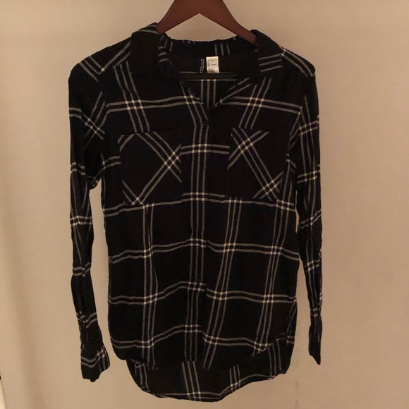 (3 for $40) black plaid button down